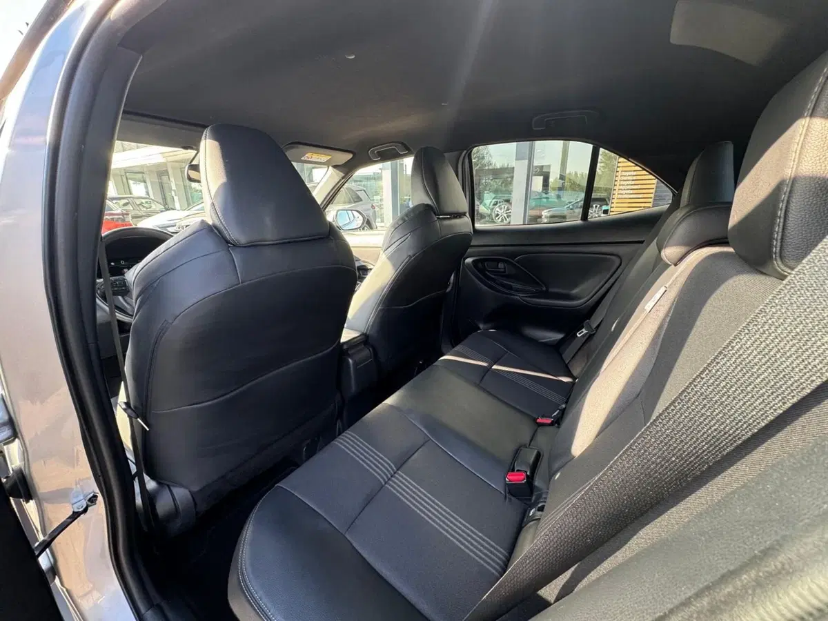 Toyota Yaris Cross usata a Modena (14)