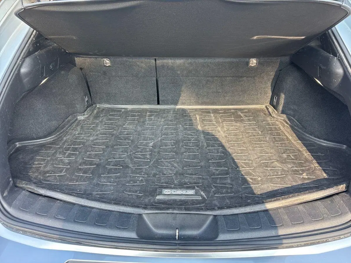 Lexus UX usata a Bologna (14)