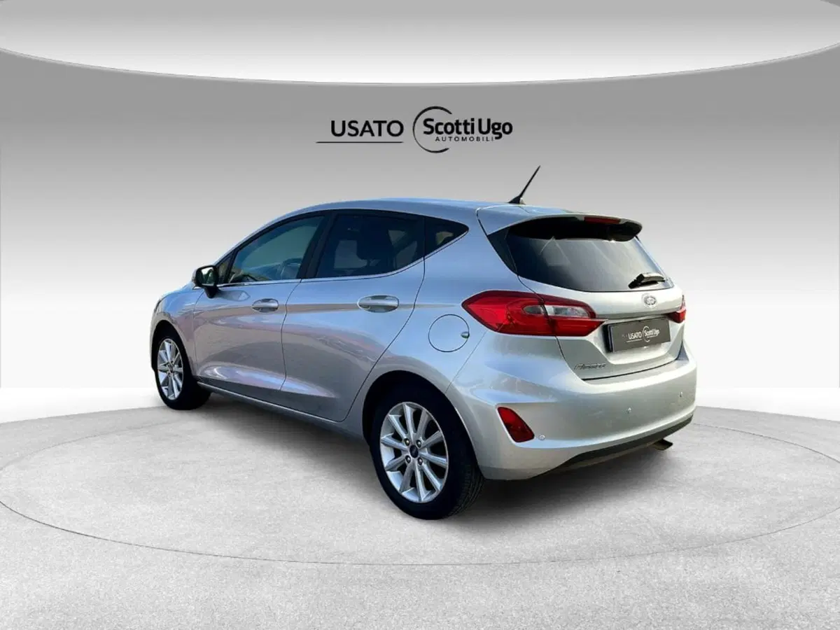 Ford Fiesta usata a Livorno (2)