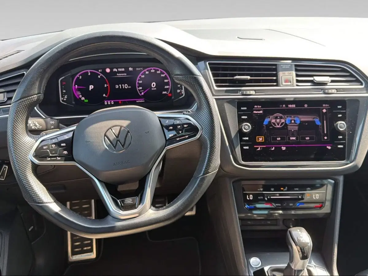Volkswagen Tiguan usata a Livorno (9)