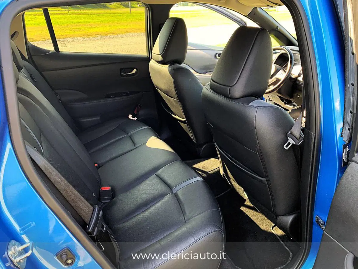Nissan Leaf usata a Como (6)