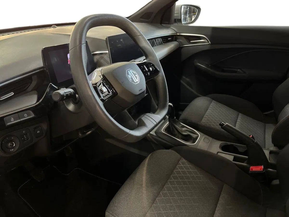 Mg MG3 usata a Bari (10)
