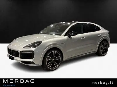 Porsche Cayenne Coupé 3.0 e-hybrid S 5p.ti tiptronic del 2023 usata a Monza