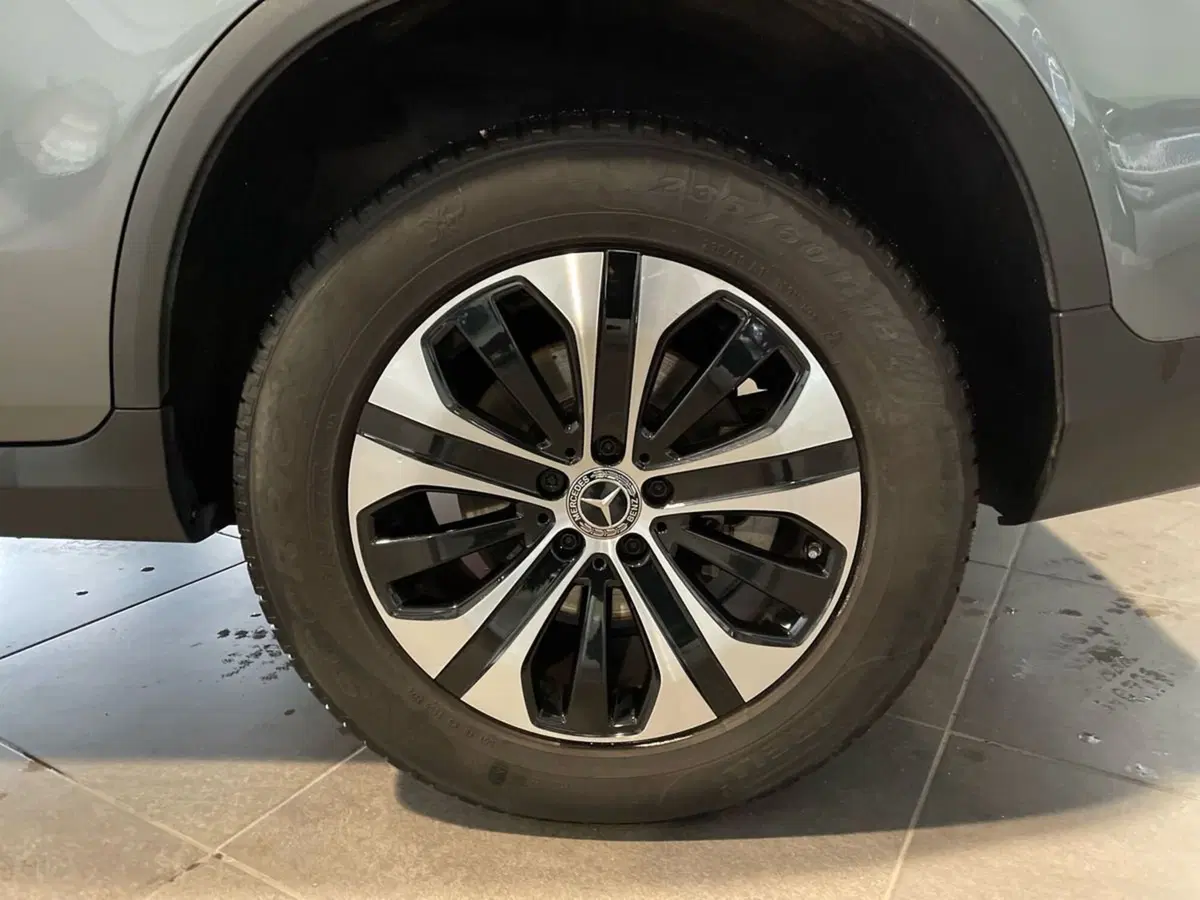 Mercedes-Benz GLC SUV usata a Ancona (8)
