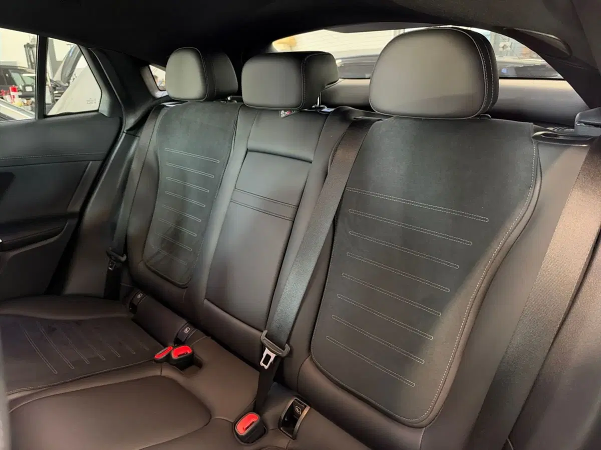 Mercedes-Benz GLC Coupé usata a Ancona (11)