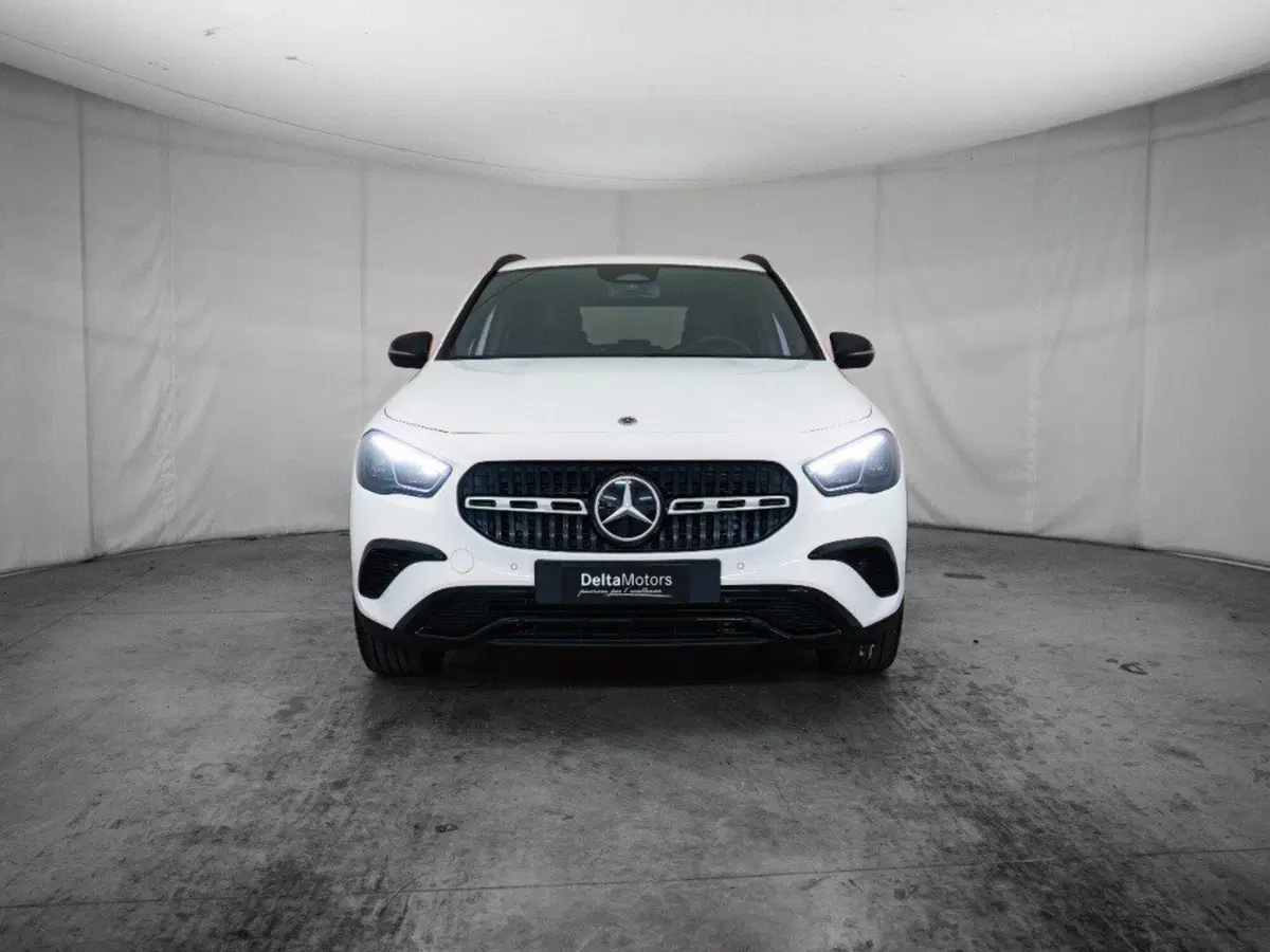 Mercedes-Benz GLA SUV nuova a Ancona (6)