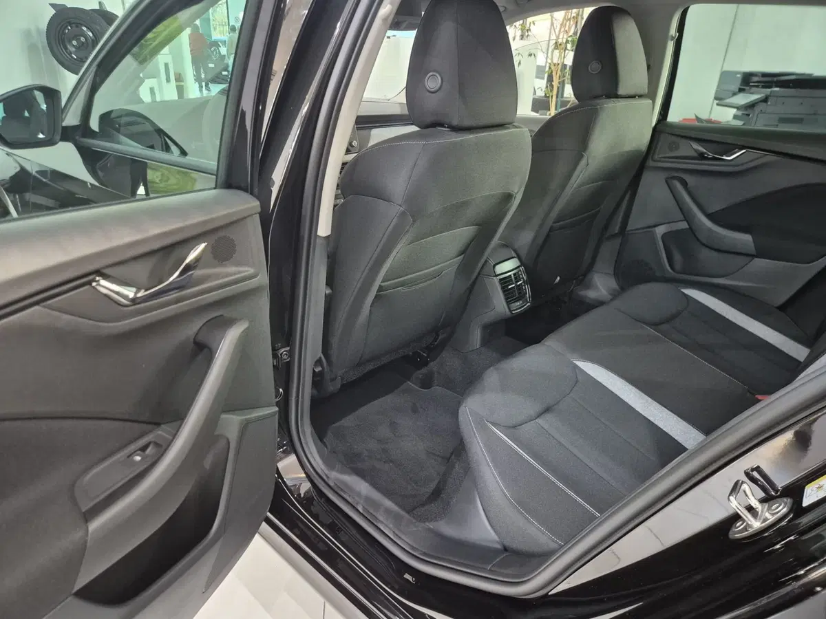 Skoda Kamiq nuova a Torino (11)