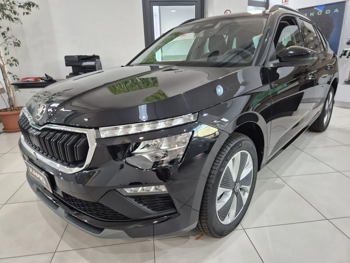 Skoda Kamiq nuova a Torino (3)