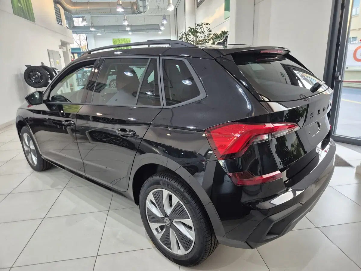 Skoda Kamiq nuova a Torino (8)