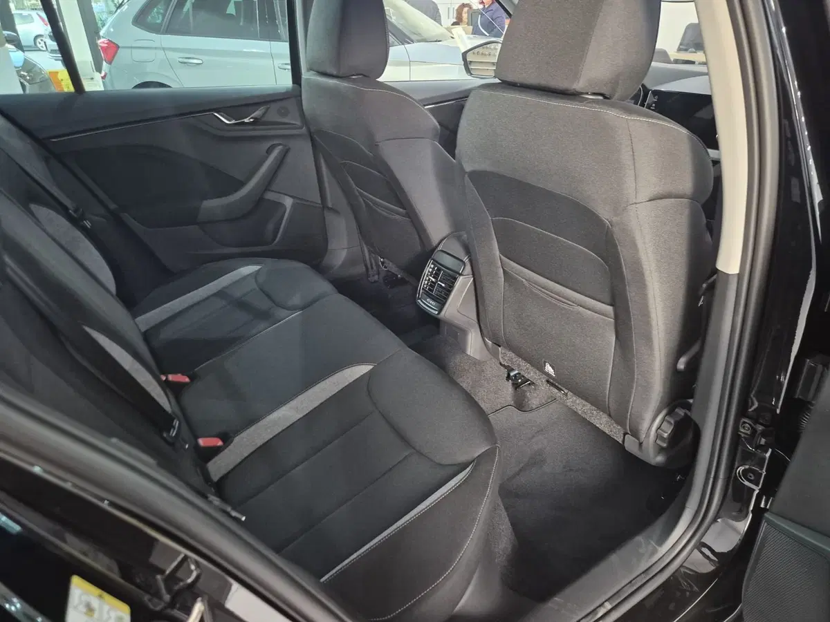 Skoda Kamiq nuova a Torino (10)