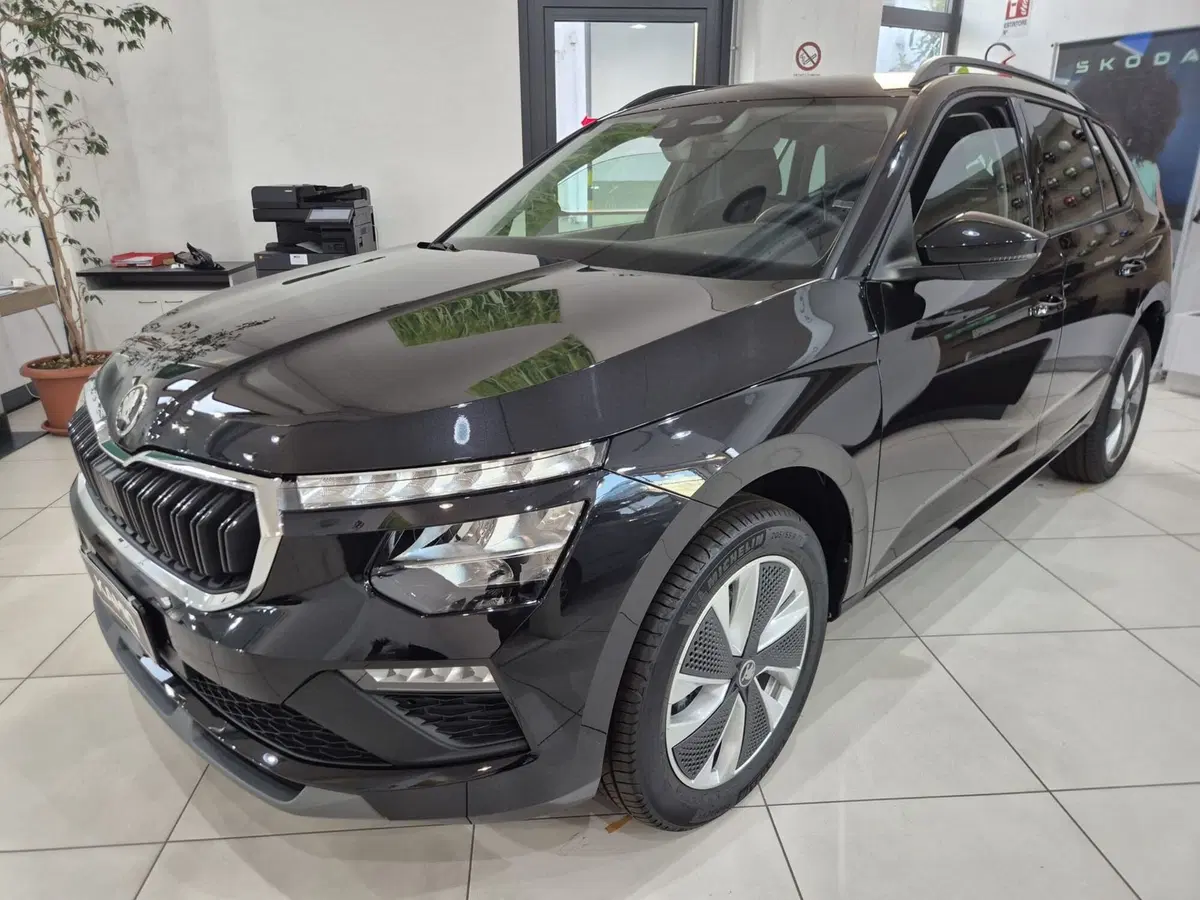 Skoda Kamiq nuova a Torino (2)