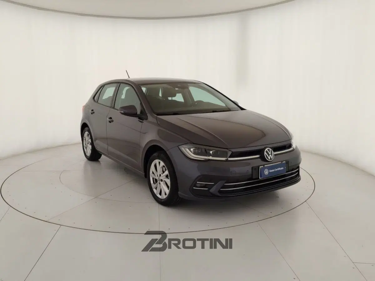 Volkswagen Polo usata a Massa-Carrara (4)