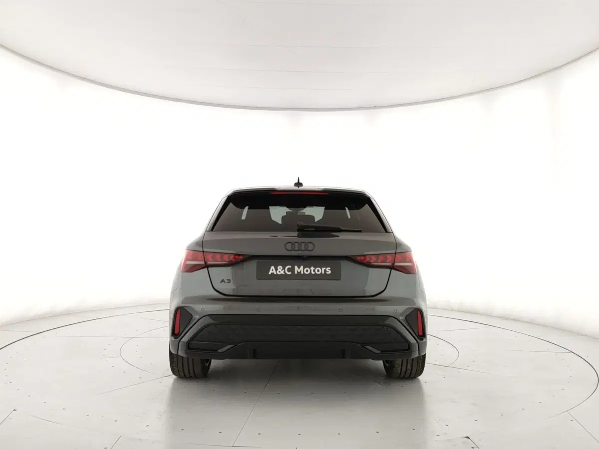 Audi A3 Sportback nuova a Napoli (5)