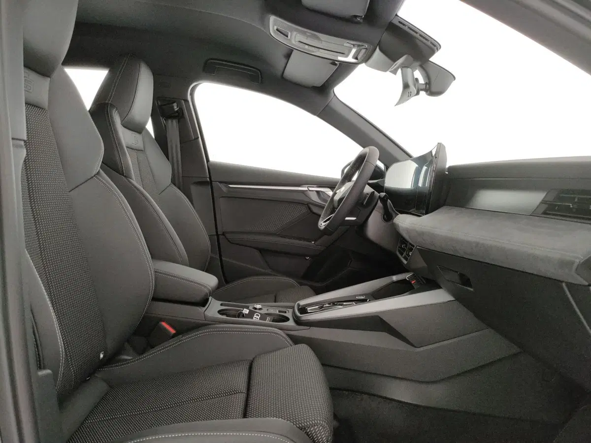Audi A3 Sportback nuova a Napoli (9)