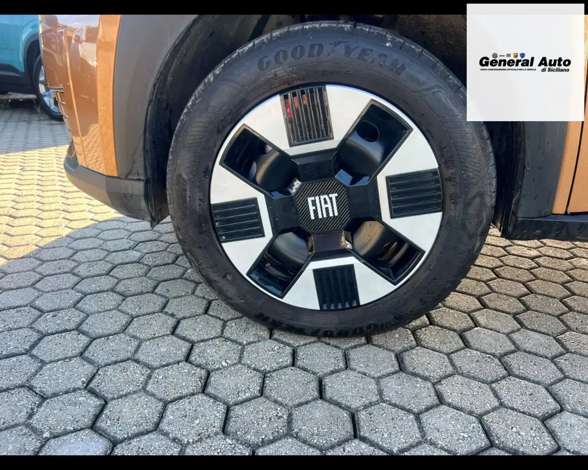 Fiat Grande Panda usata a Lucca (16)