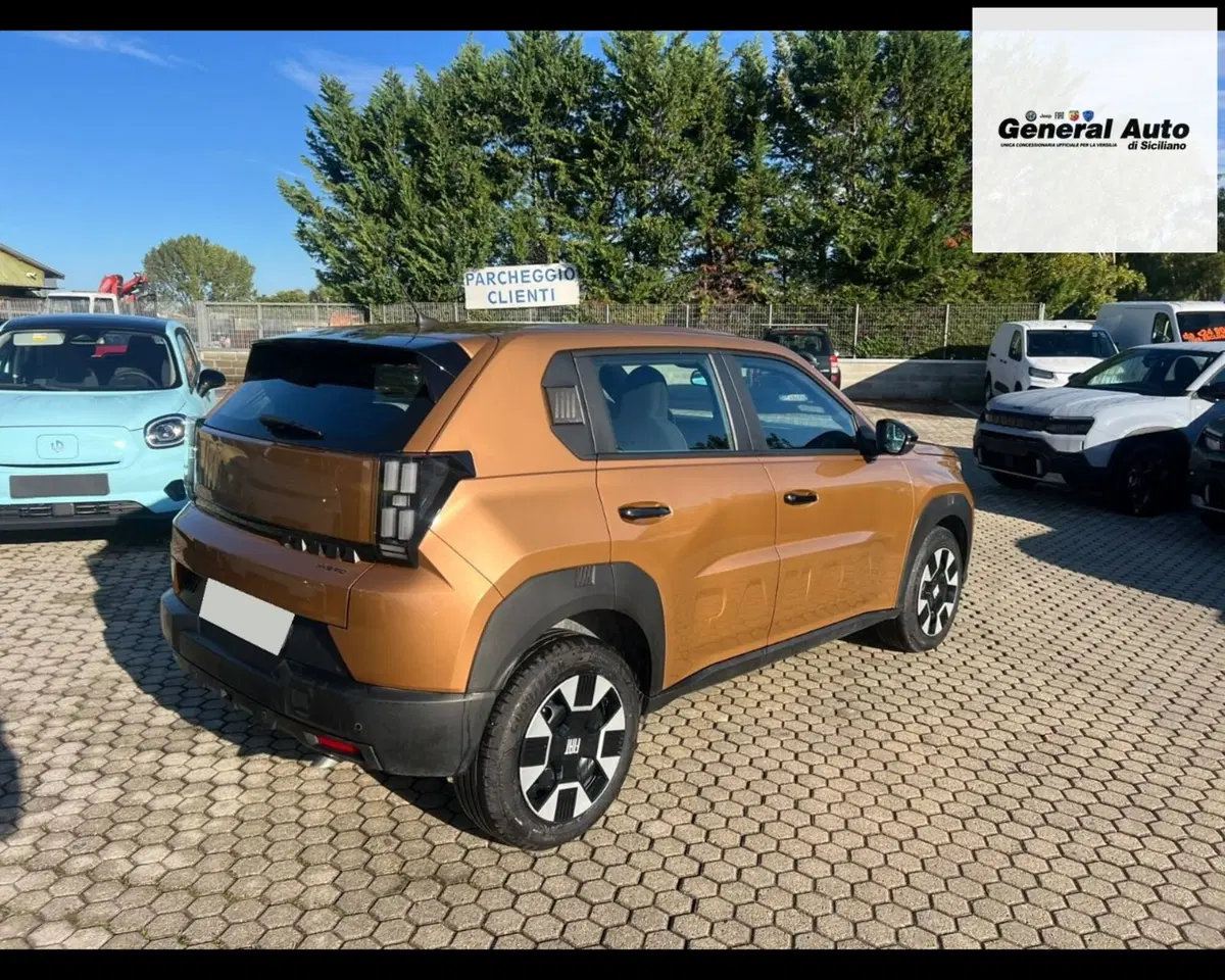 Fiat Grande Panda usata a Lucca (3)