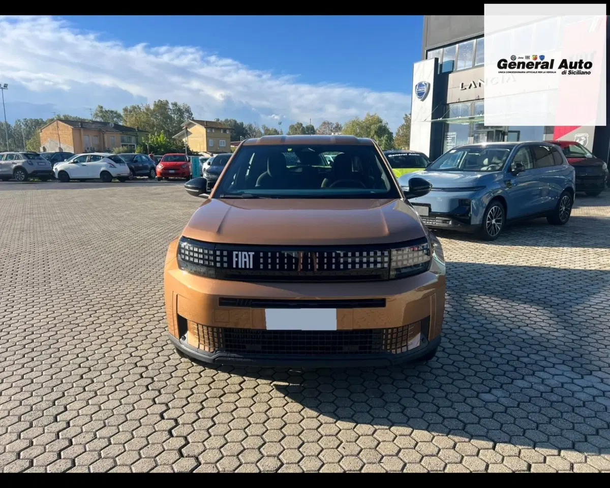 Fiat Grande Panda usata a Lucca (8)