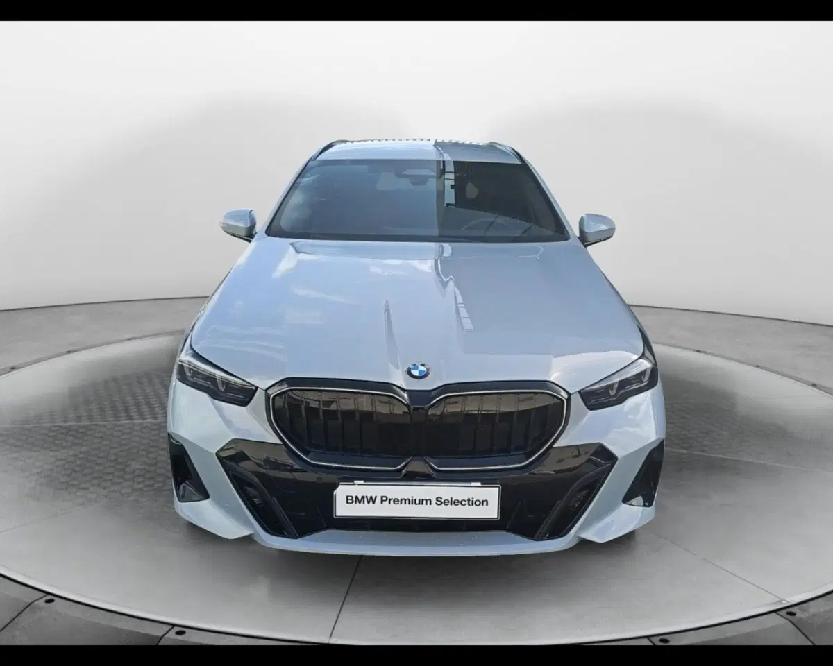 BMW Serie 5 Touring usata a Caserta (3)