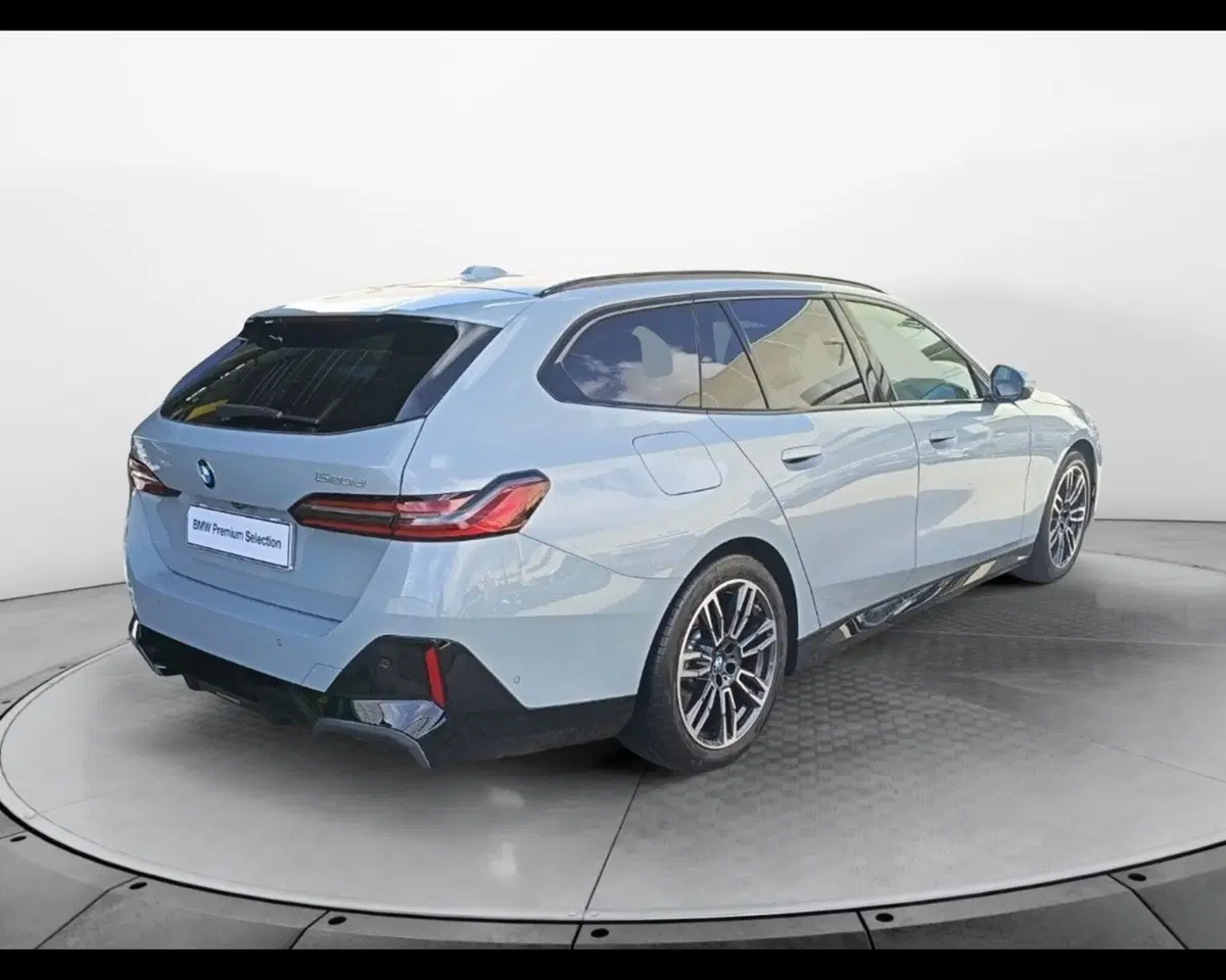 BMW Serie 5 Touring usata a Caserta (6)