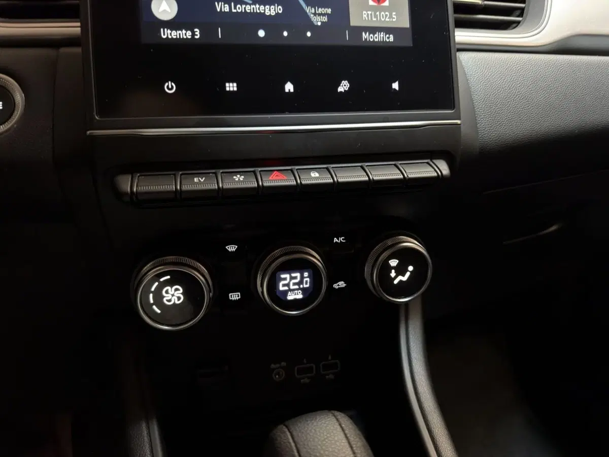 Renault Captur usata a Milano (16)