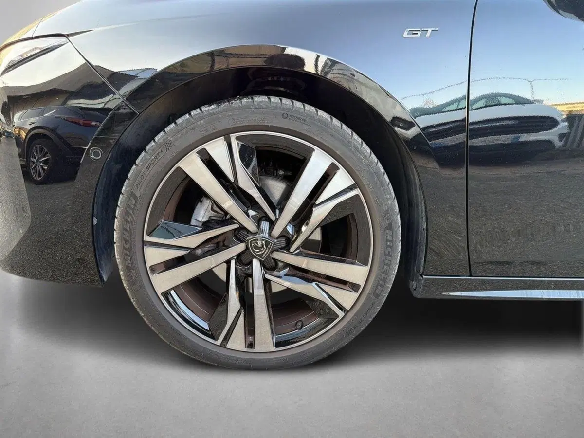 Peugeot 508 SW usata a Ravenna (9)