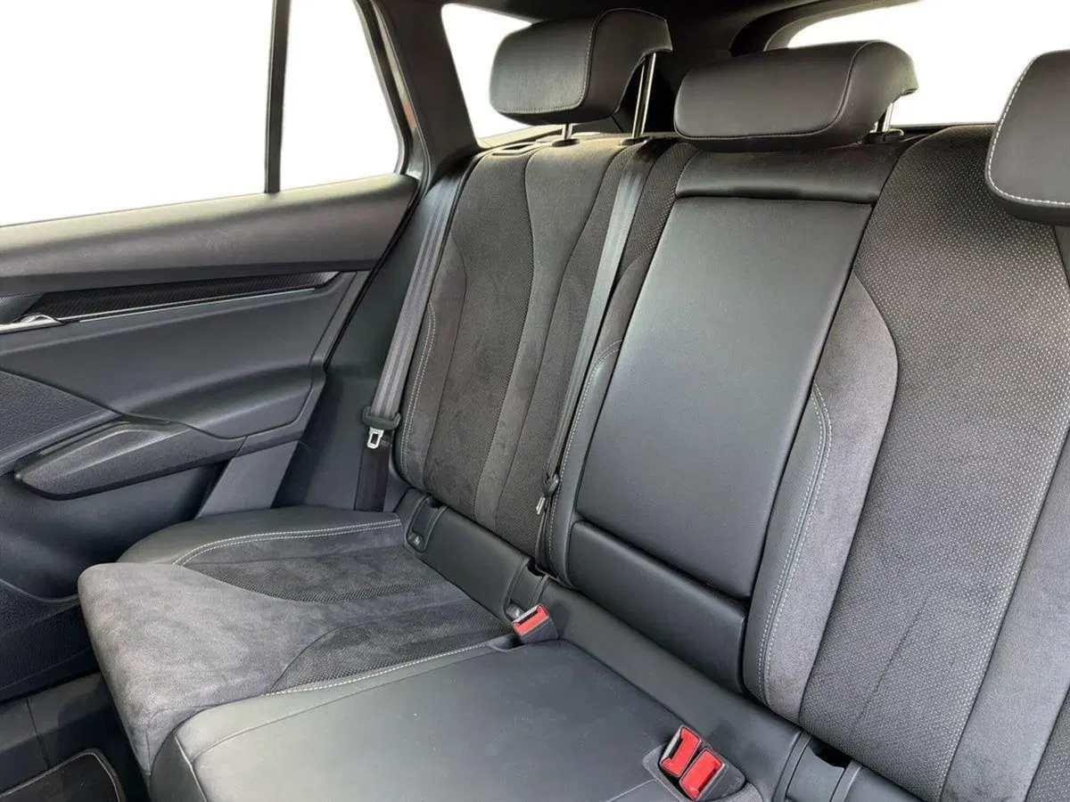 Skoda Enyaq usata a Ravenna (6)