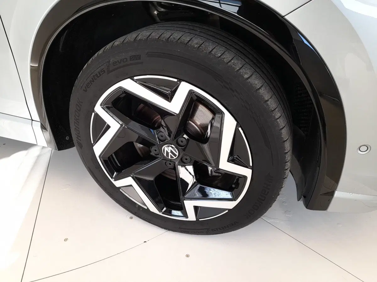 Volkswagen Tiguan usata a Bologna (7)