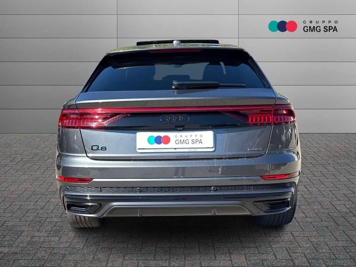 Audi Q8 Sportback usata a Firenze (4)