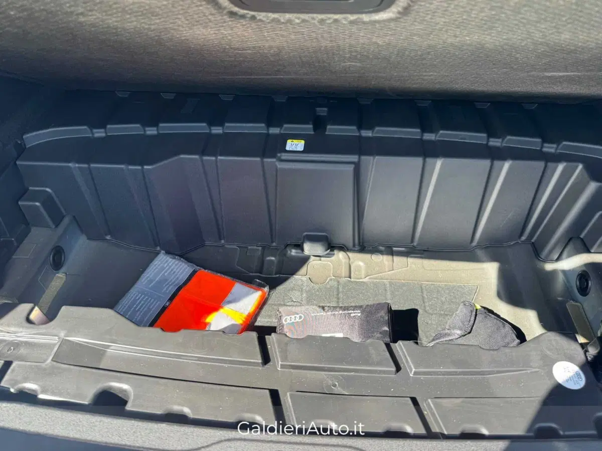 Audi Q5 usata a Salerno (14)