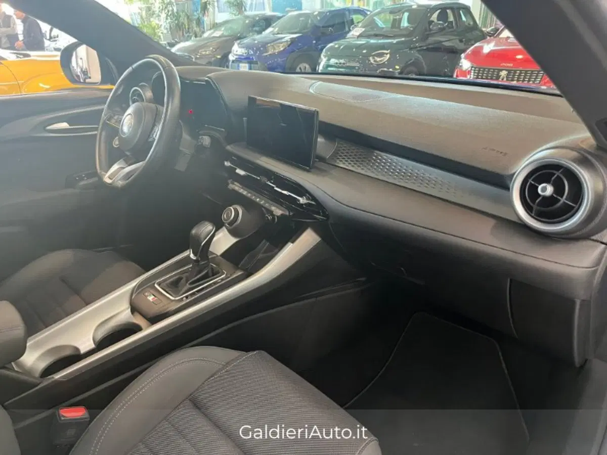 Alfa Romeo Tonale usata a Salerno (4)