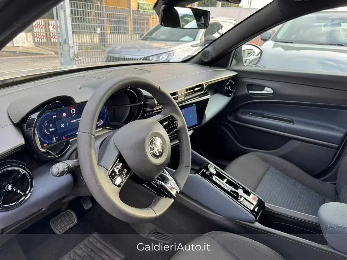 Alfa Romeo Junior usata a Salerno (8)