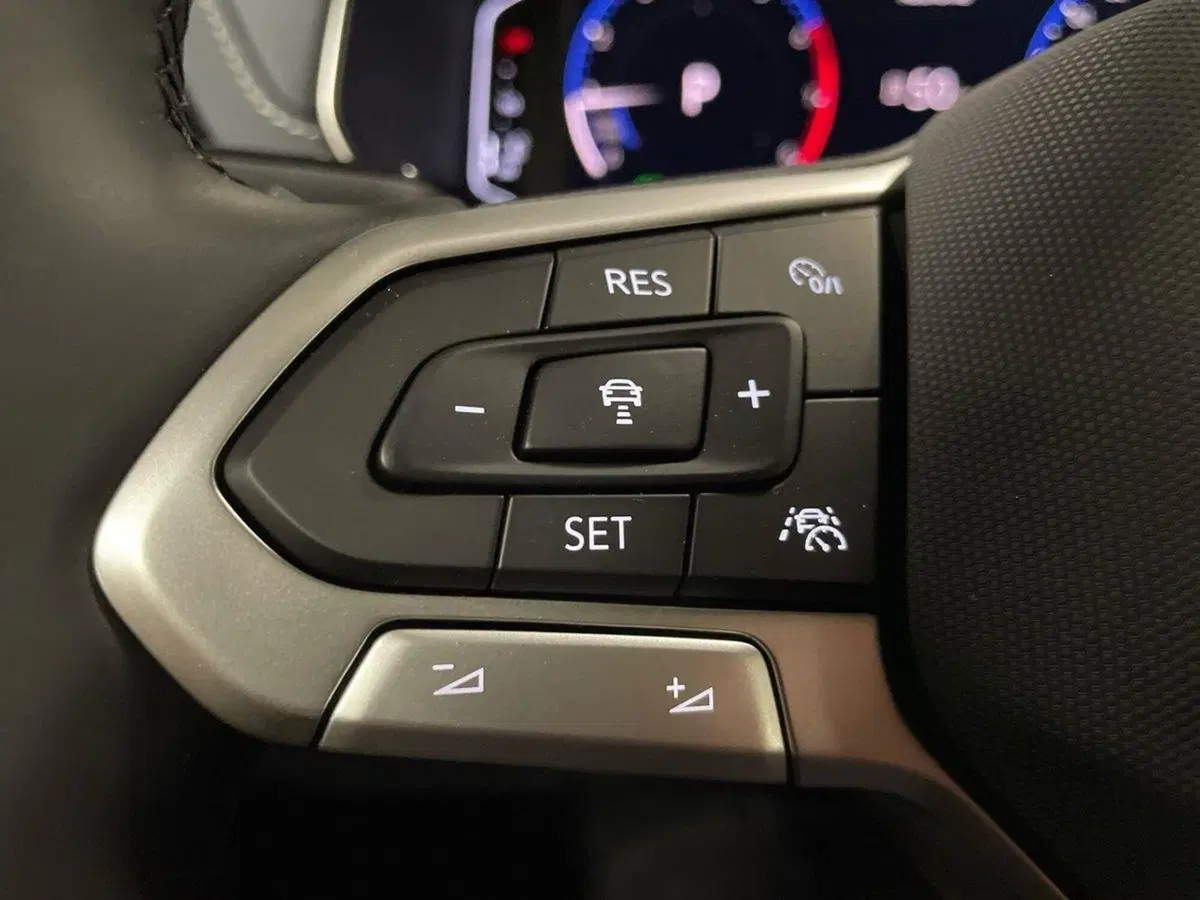 Volkswagen T-Cross nuova a Firenze (19)