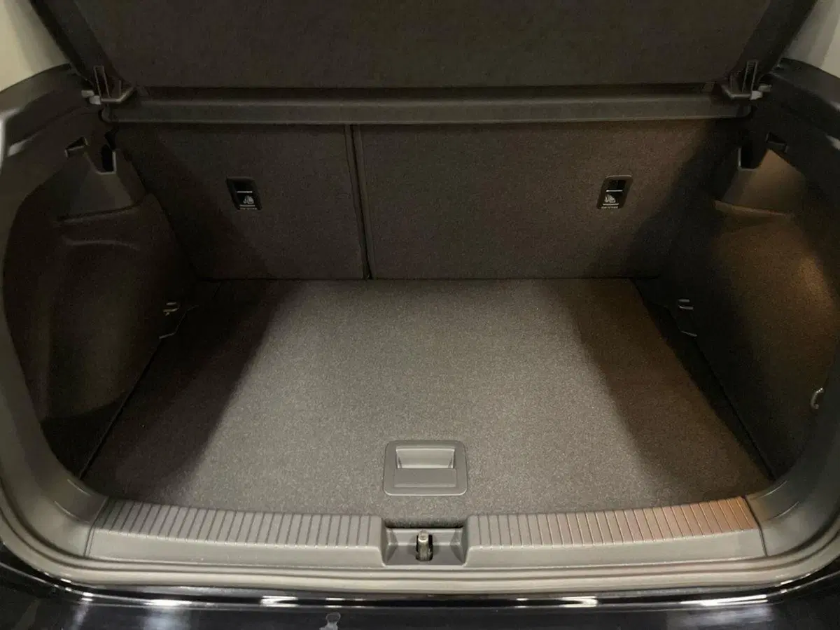 Volkswagen T-Cross nuova a Firenze (8)