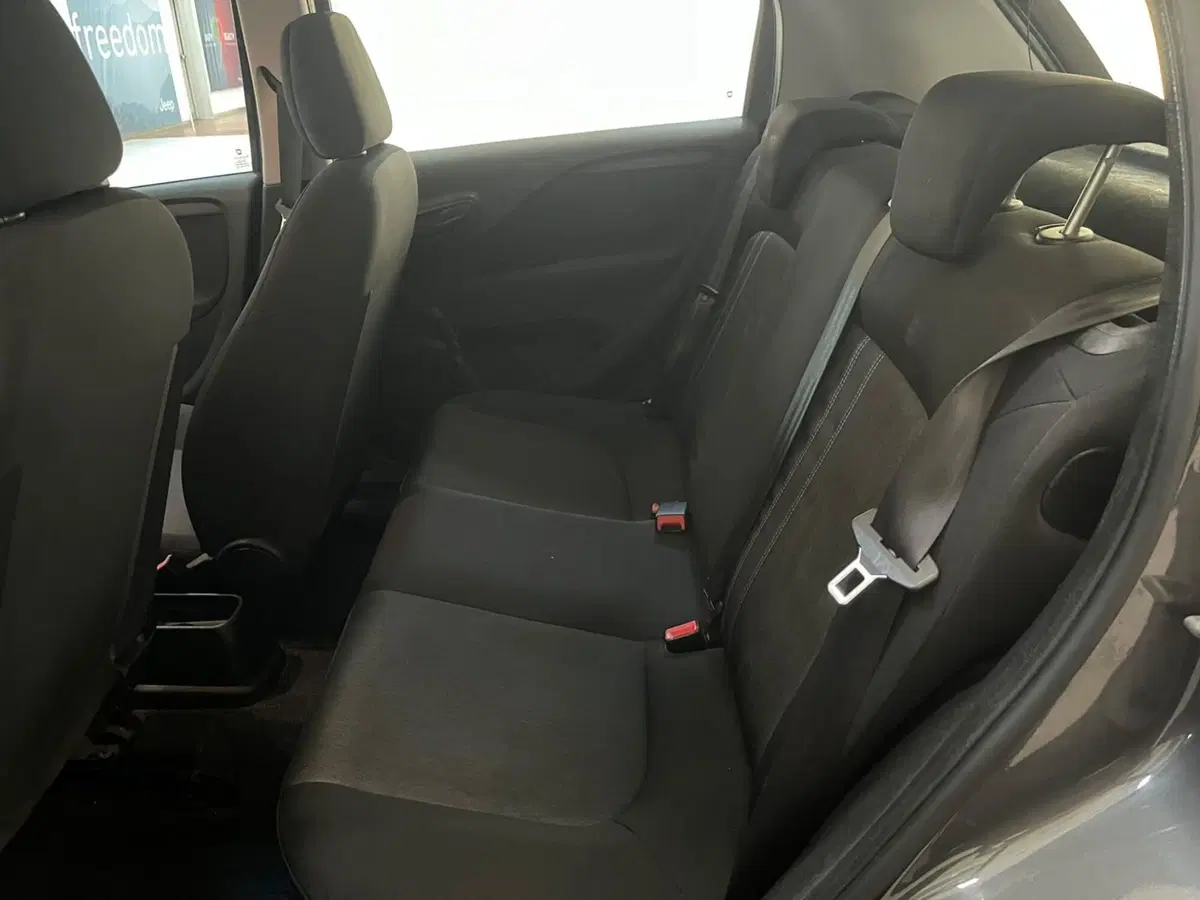 Fiat Punto usata a Lucca (11)