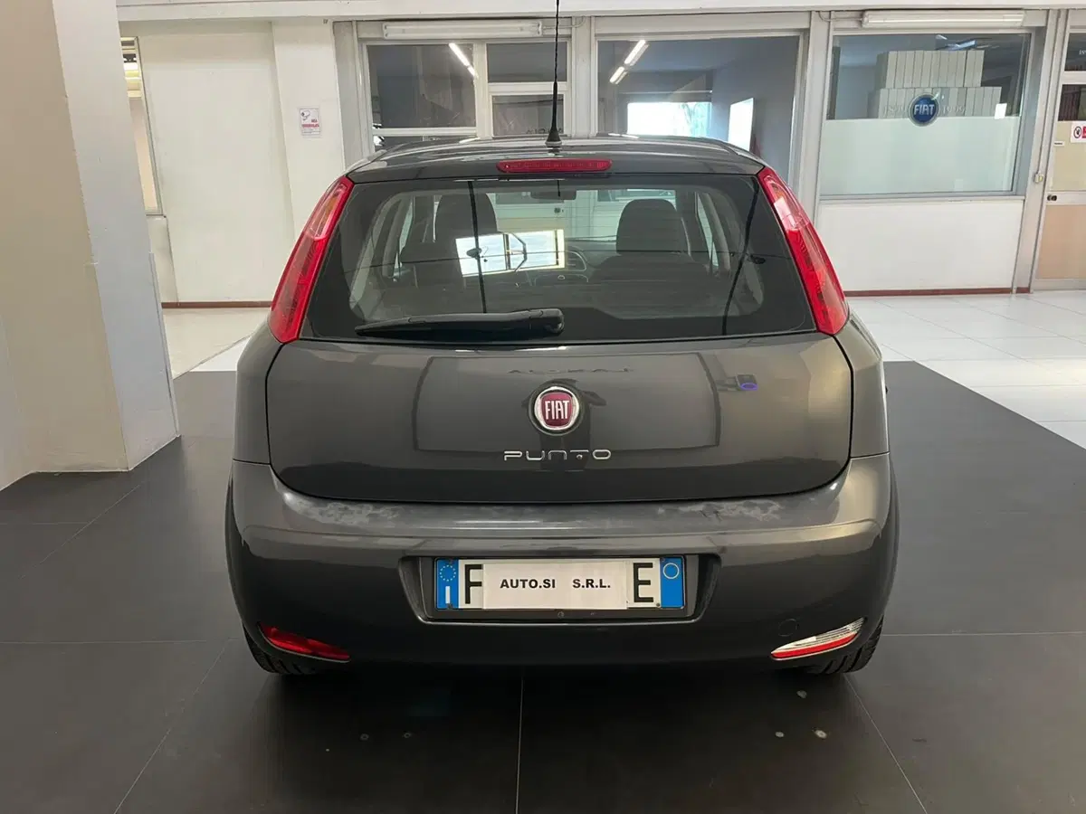 Fiat Punto usata a Lucca (6)