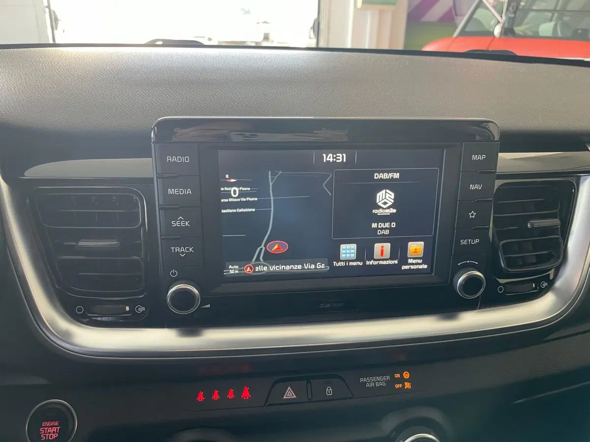 Kia Stonic usata a Lucca (14)
