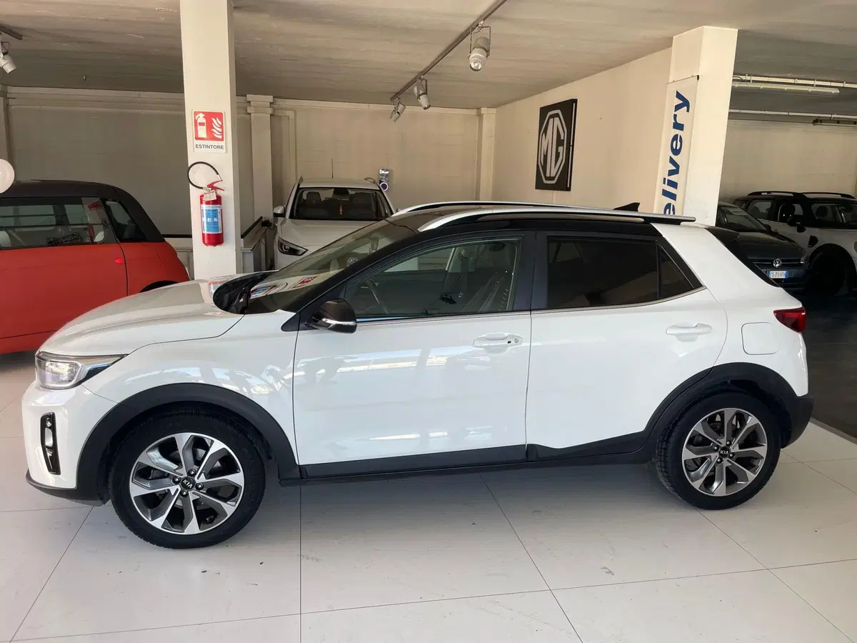 Kia Stonic usata a Lucca (2)