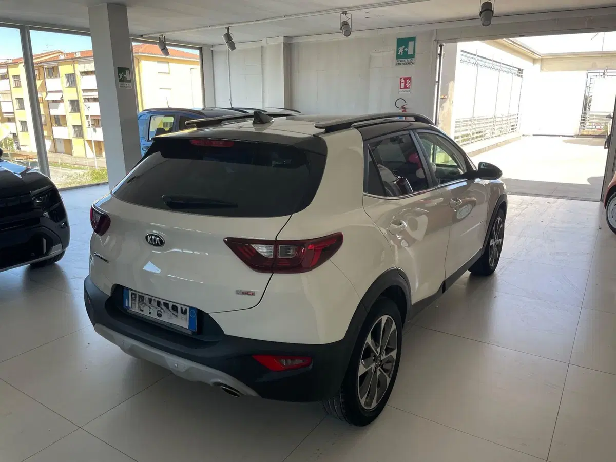 Kia Stonic usata a Lucca (5)