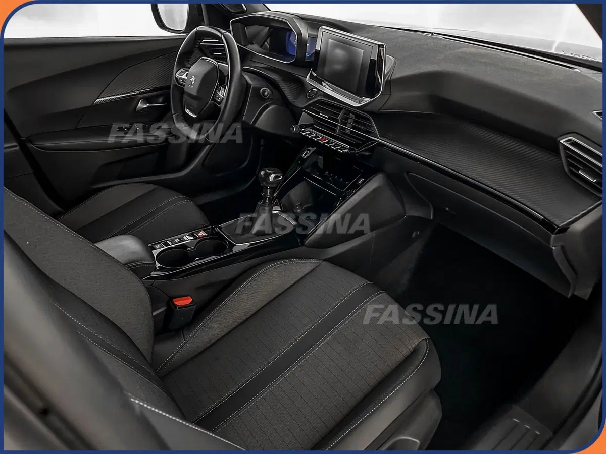 Peugeot 2008 usata a Milano (13)