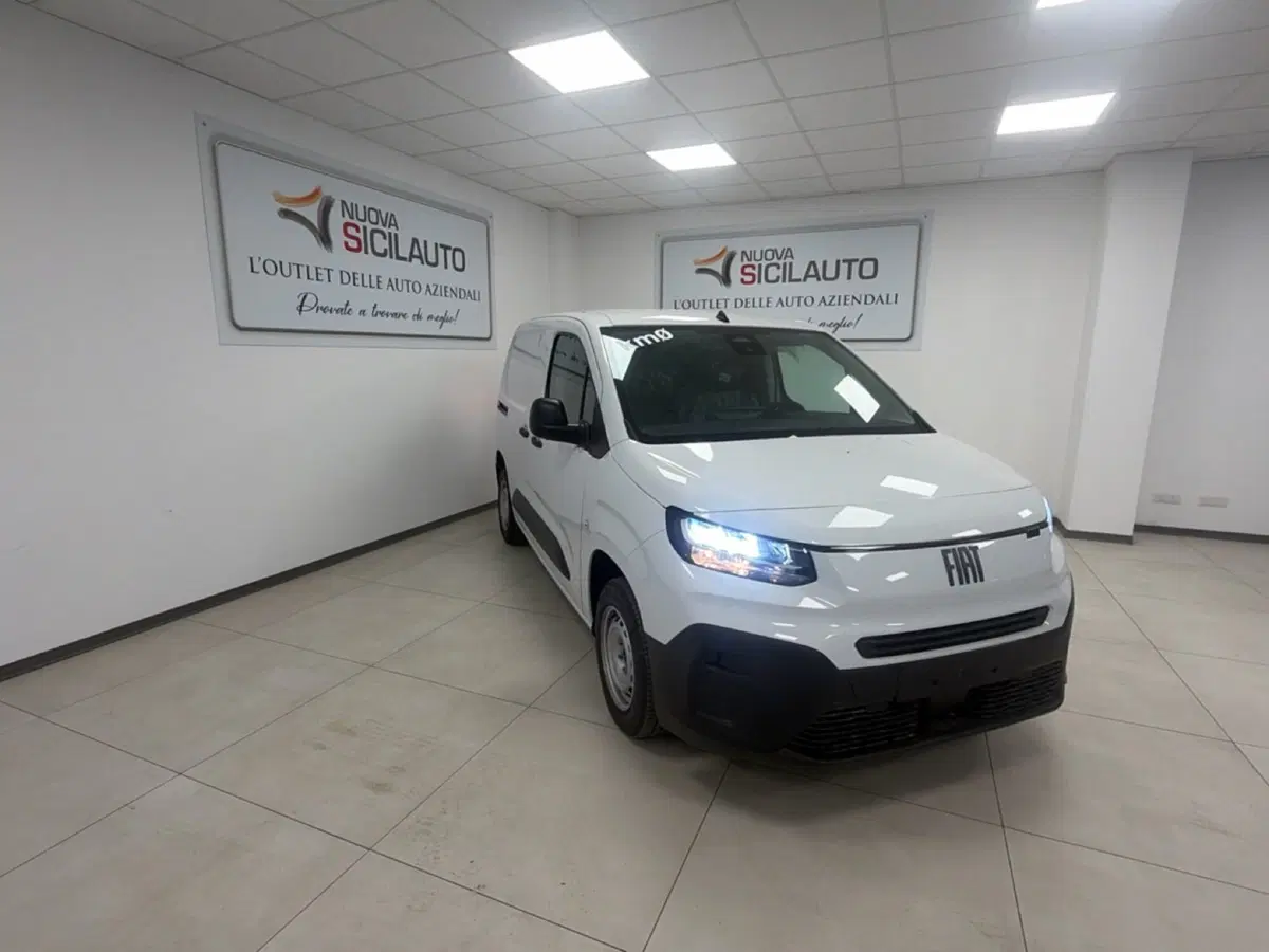 Fiat Doblò Furgone nuova a Palermo (3)