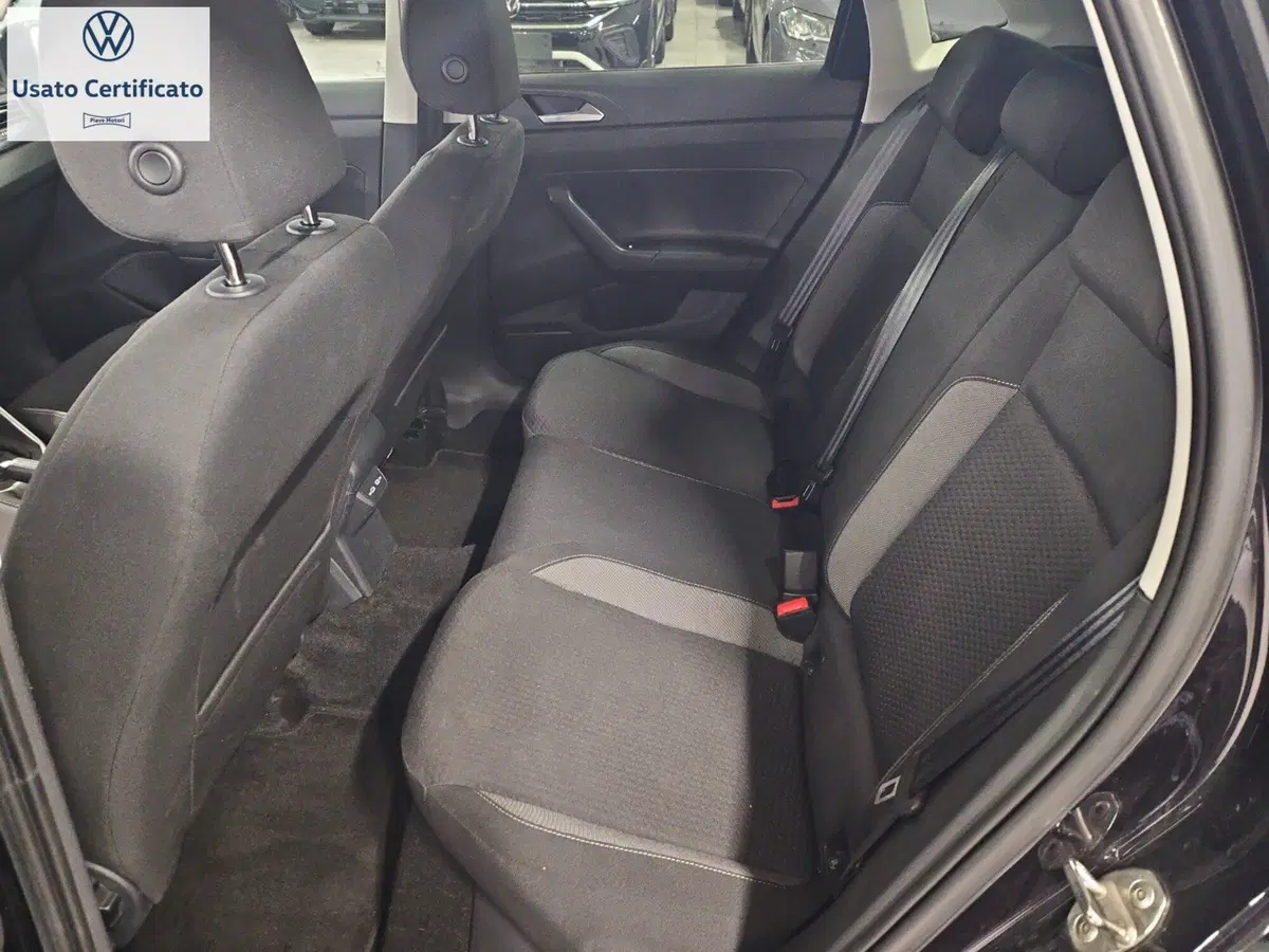 Volkswagen Polo usata a Genova (11)