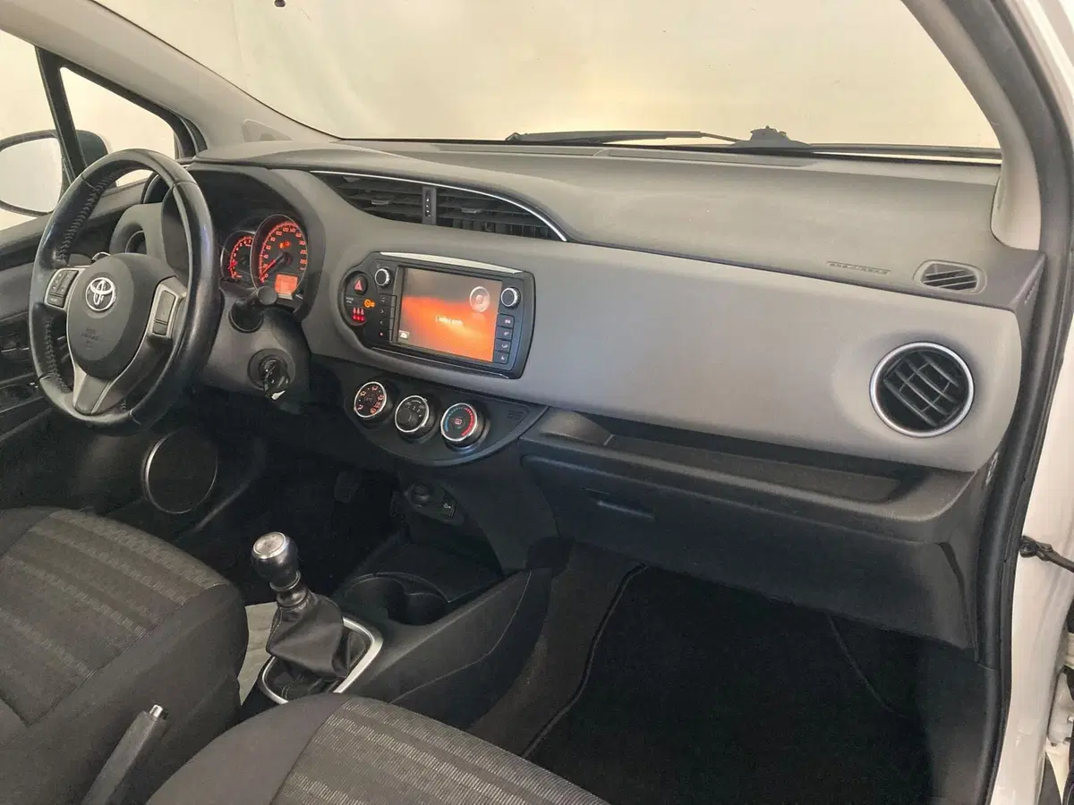 Toyota Yaris usata a Foggia (7)