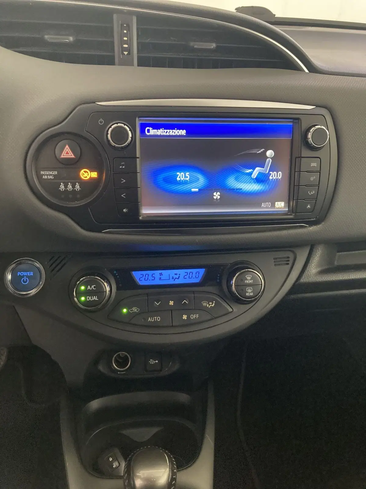 Toyota Yaris usata a Foggia (13)