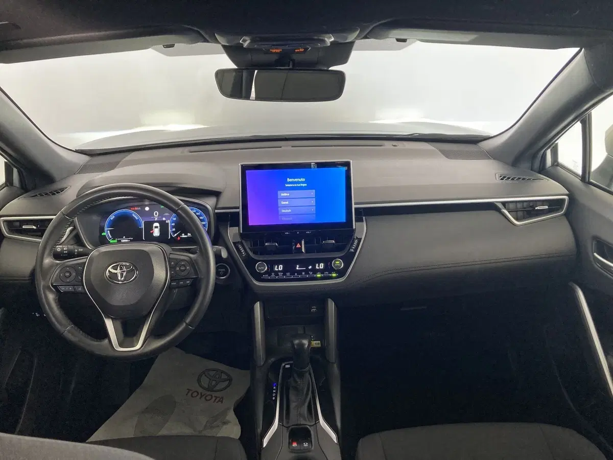 Toyota Corolla Cross Hybrid usata a Foggia (17)