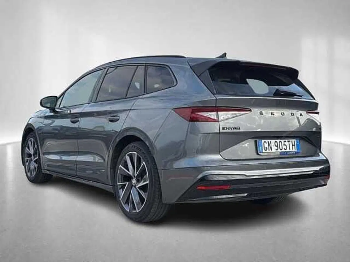 Skoda Enyaq usata a Ravenna (2)