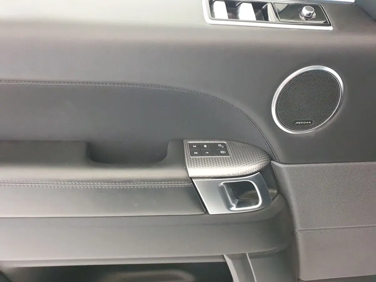 Land Rover Range Rover Sport usata a Monza e Brianza (12)