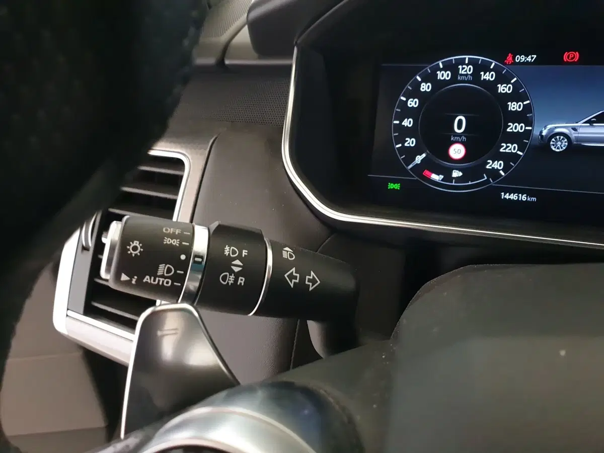 Land Rover Range Rover Sport usata a Monza e Brianza (18)