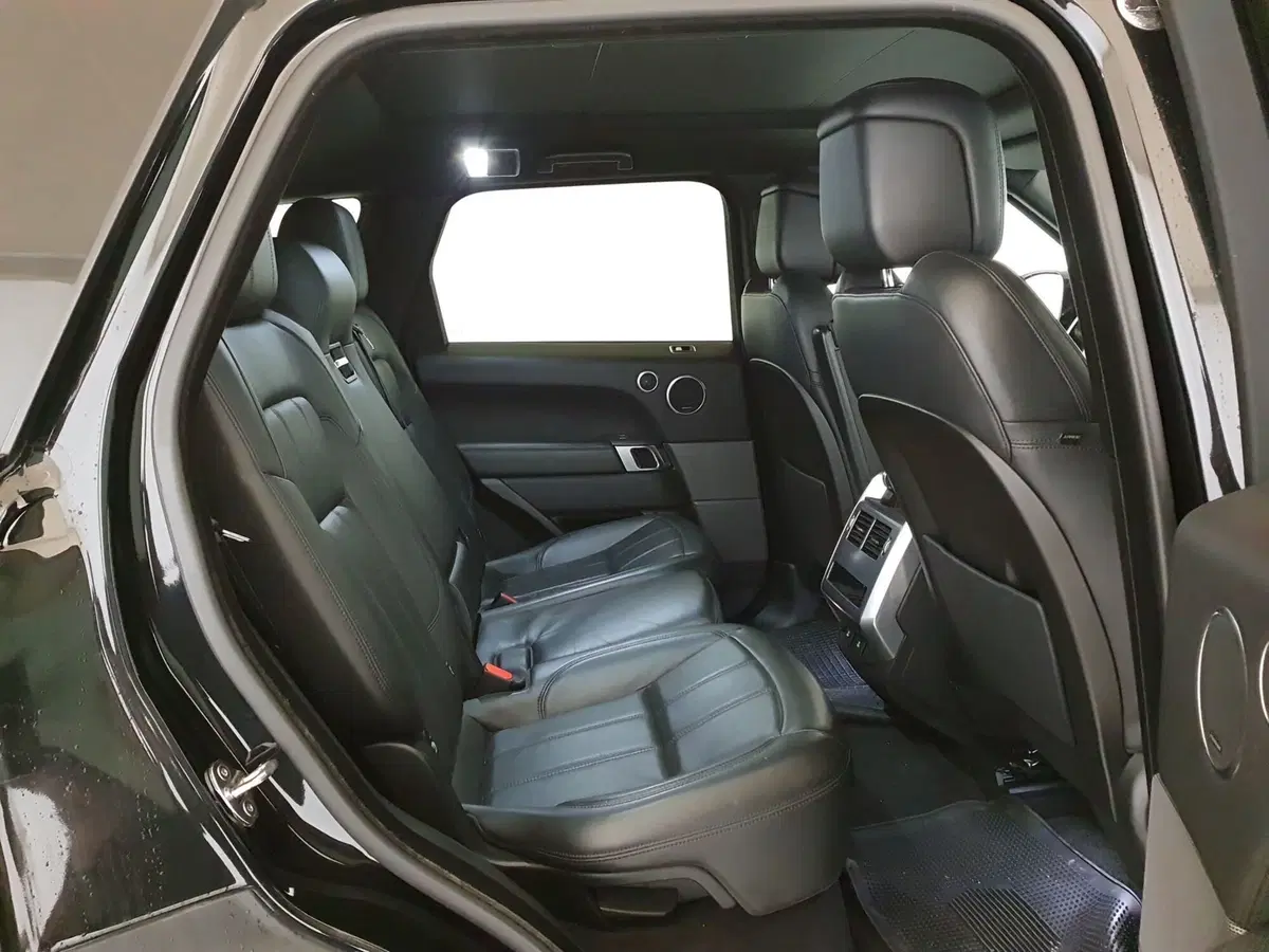 Land Rover Range Rover Sport usata a Monza e Brianza (5)