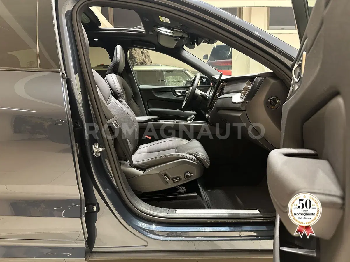 Volvo XC60 usata a Forlì-Cesena (10)