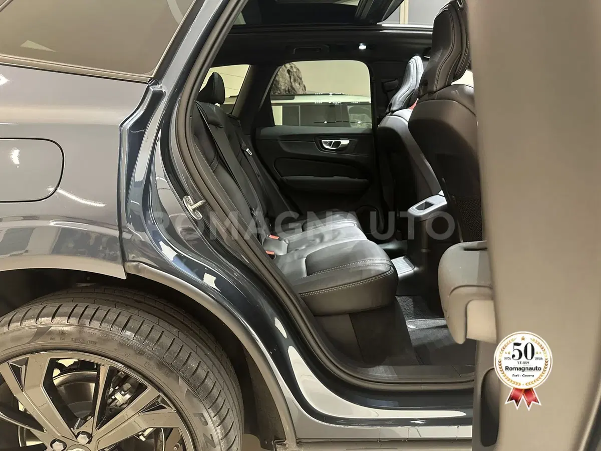 Volvo XC60 usata a Forlì-Cesena (11)